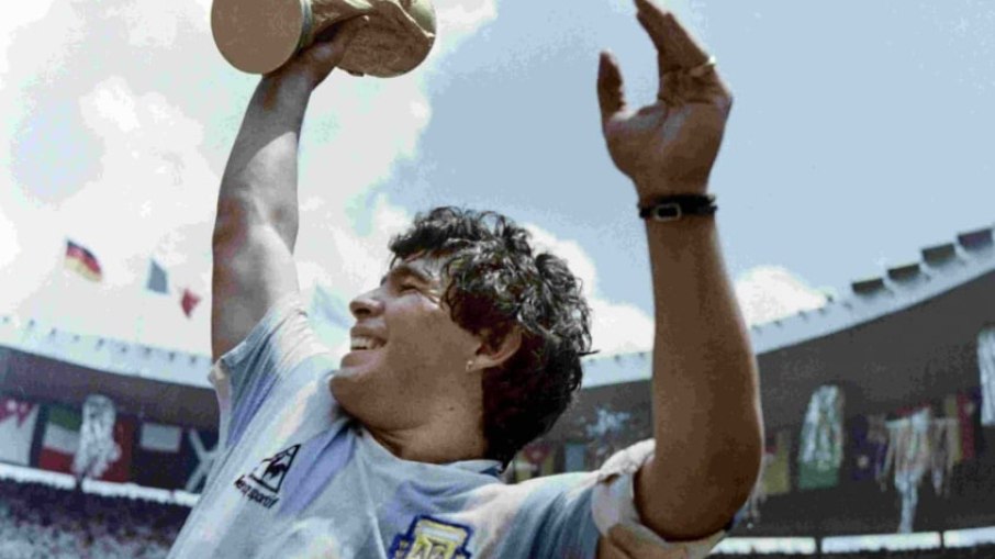 Maradona durante título mundial em 1986