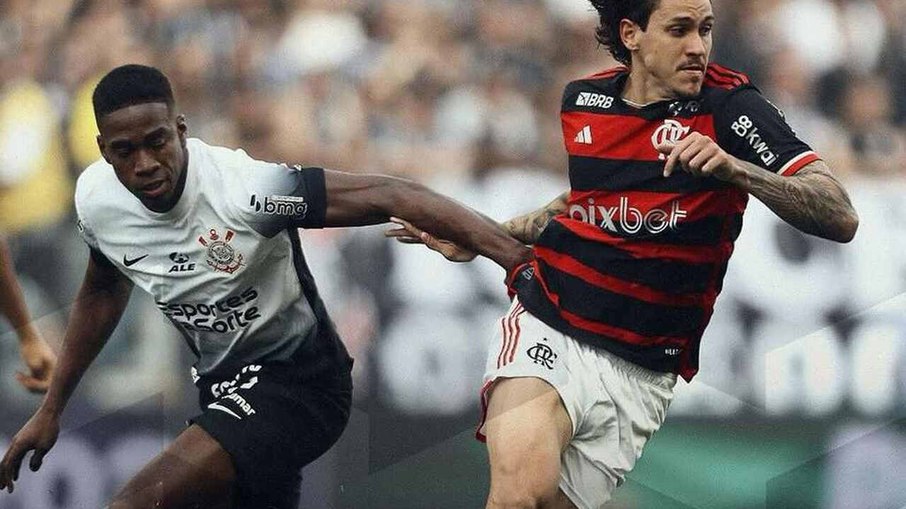 Pedro, do Flamengo, durante partida contra o Corinthians