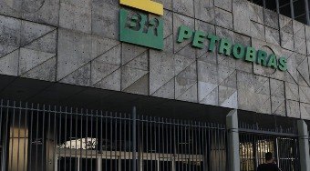Petrobras aprova distribuição de 50% dos dividendos extras para os acionistas