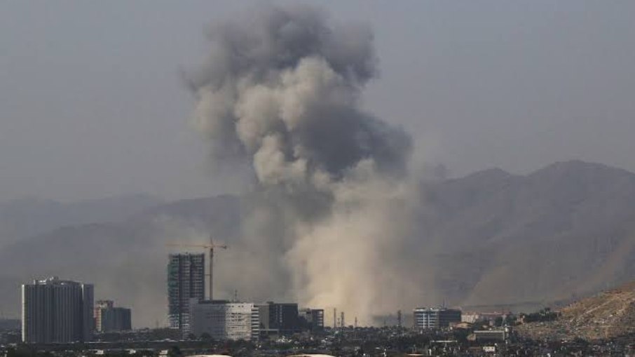 Explosão em mesquita de Cabul deixa mortos e feridos