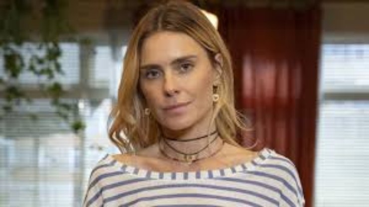 Carolina Dieckmann muda o visual para viver Diná, em A Viagem