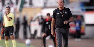 Cuca critica Santos por derrota em jogo “impossível de perder”