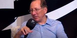 John Textor cita interesse em comprar clube de primeira na Europa
