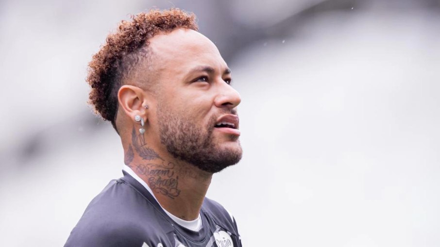 Neymar contra o Coritiba na Neo Química Arena