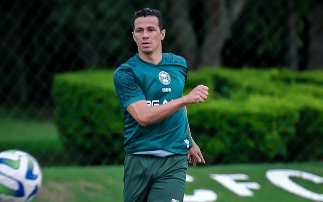 Com semana cheia para treinos, Coritiba foca em reforçar o elenco para o mata-mata