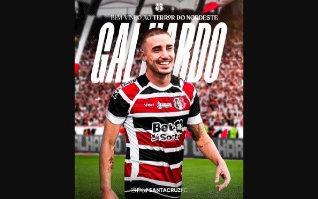 Novo atacante do Santa Cruz, Thiago Galhardo decide presentear funcionários de seu novo clube, como forma de agradecimento Novo atacante do Santa Cruz, Thiago Galhardo decide presentear funcionários de seu novo clube, como forma de agradecimento