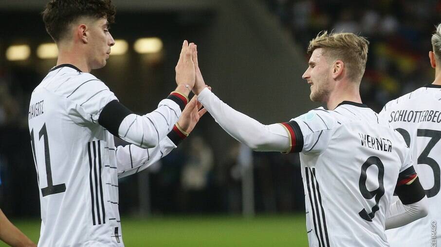  Kai Havertz e Timo Werner, ambos do Chelsea, marcaram para a Alemanha