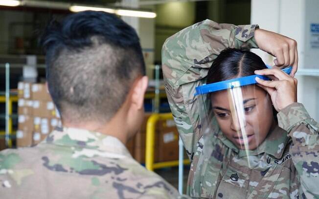 Saiba os mitos e verdades sobre o face shield Saiba os mitos e verdades sobre o face shield