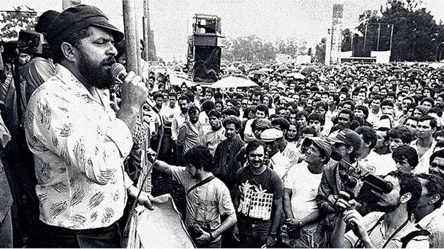 Lula em movimento sindical