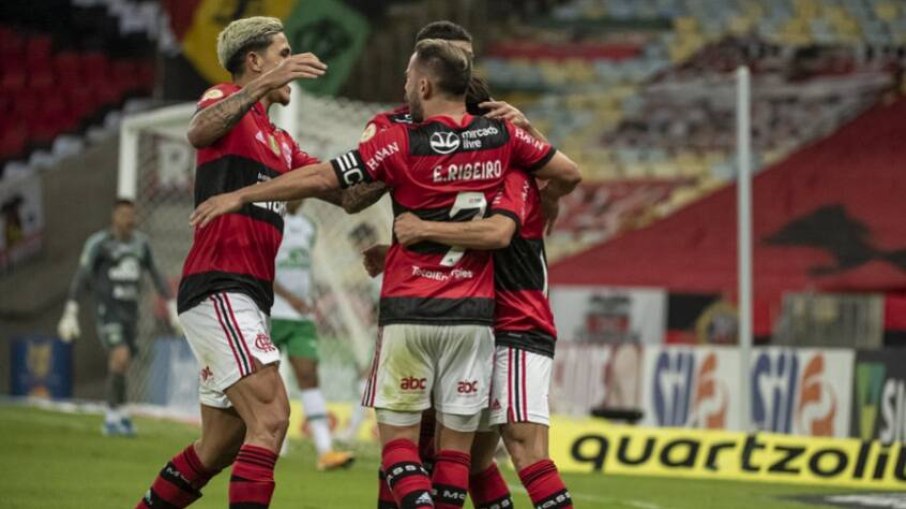 Everton Ribeiro pode deixar o Flamengo, segundo jornalista