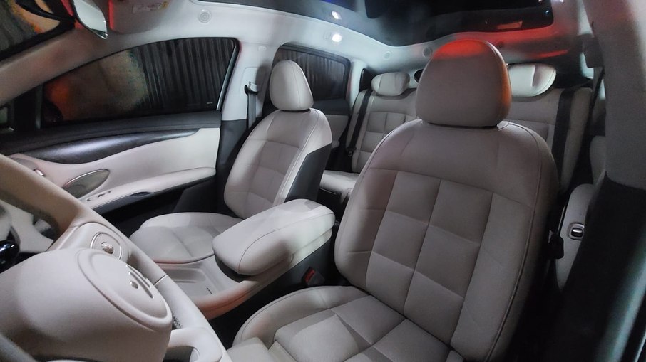 Interior Bege do MG IM6