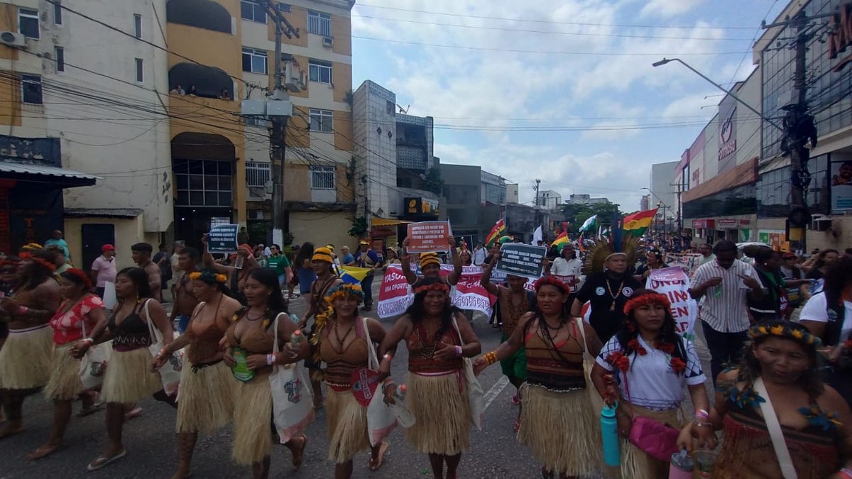 Marcha Mundial pelo Clima reuniu milhares de pessoas, segundo a organização