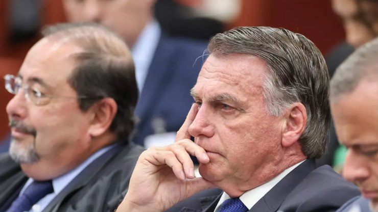 Bolsonaro pode ter progressão da pena? Veja o que diz a lei