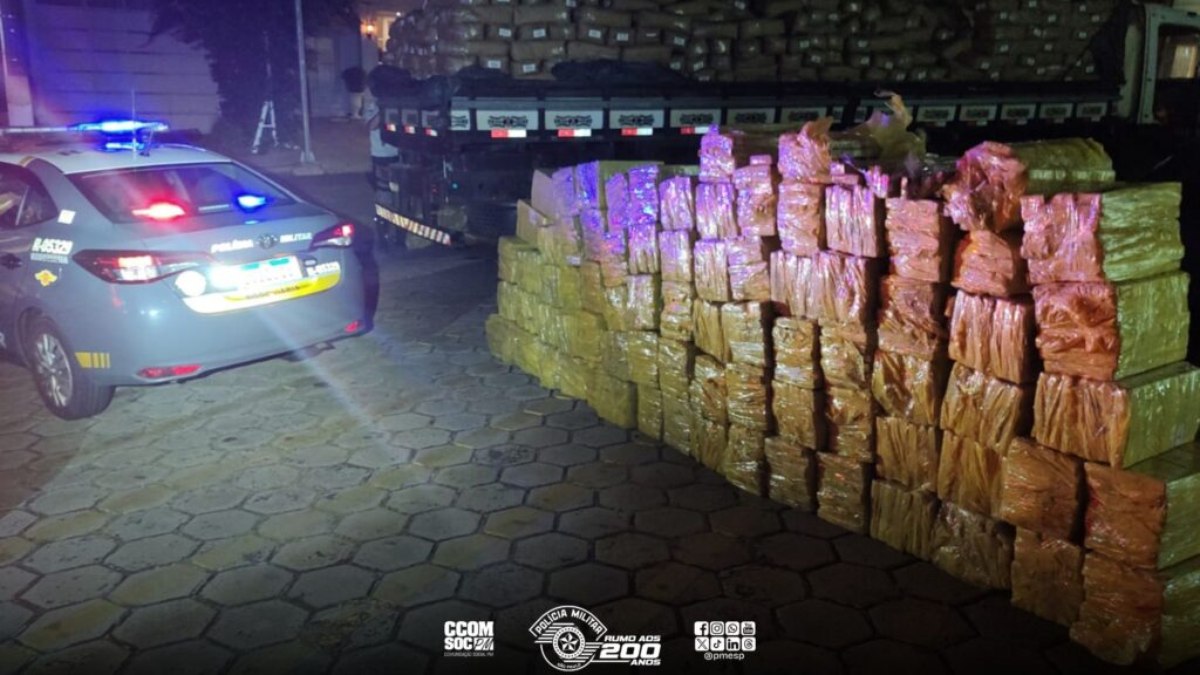 Motorista é preso com 1,8 tonelada de maconha em Avaré