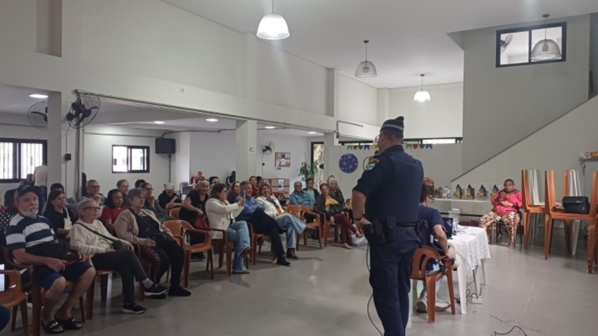 Junho Violeta é campanha de enfrentamento à violência contra pessoas com 60 anos ou mais Junho Violeta é campanha de enfrentamento à violência contra pessoas com 60 anos ou mais