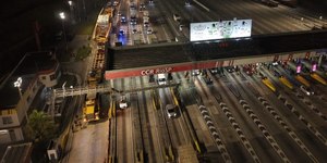 Supercarga retoma deslocamento pela Via Dutra nesta segunda (9)
