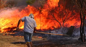 PF abre inquérito para apurar fogo perto da residência oficial da Presidência em Brasília