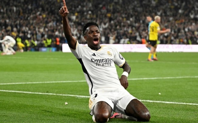 O atacante do Real Madrid, Vinicius Jr, comemora o segundo gol contra o Dortmund na final da Champions League, em 1º de junho de 2024, no Estádio de Wembley, em Londres