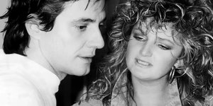 Após cobranças, Fábio Junior faz homenagem forçada a Bonnie Tyler