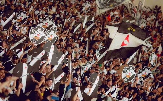 Conmebol confirma Vasco x Boca Juniors no Maracanã