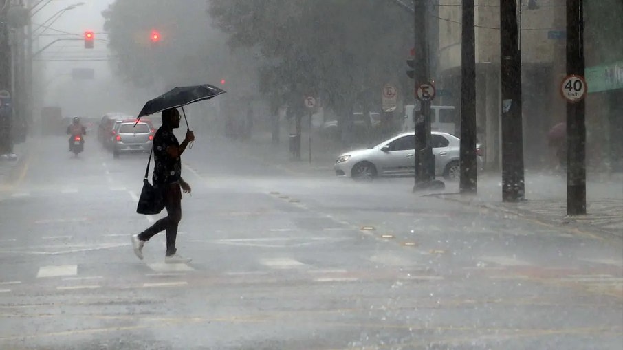 Chuvas moderadas a fortes 