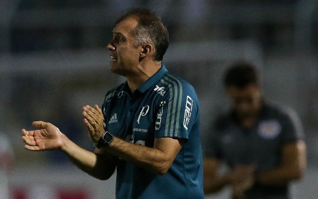 Eduardo Baptista reencontra o Palmeiras na semi do Paulistão