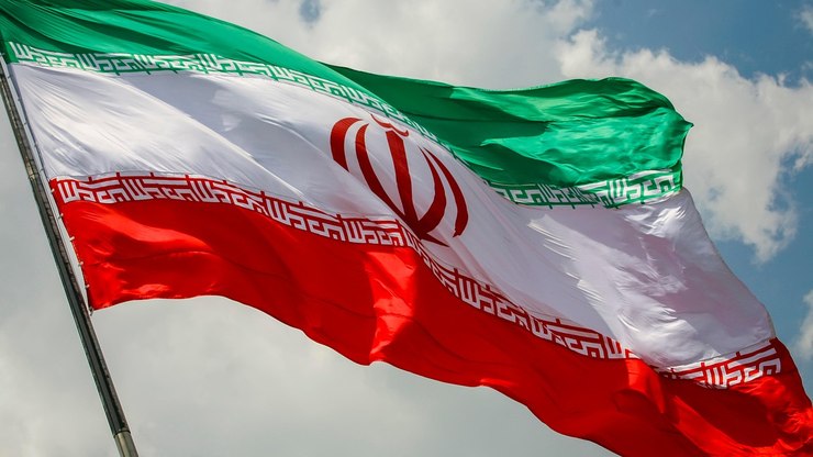 Quais armamentos são utilizados pelo Irã contra os EUA e Israel?