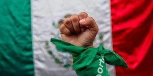 México retoma visto eletrônico para brasileiros