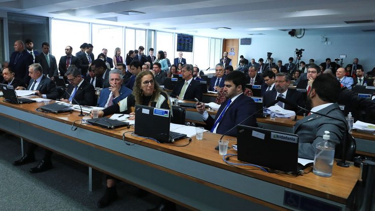 CPMI fará oitivas com ex-subsecretária do DF e PM atacada no Congresso