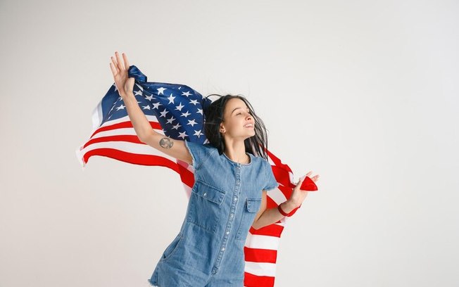 Relatório mostra novo recorde de novas cidadanias americanas