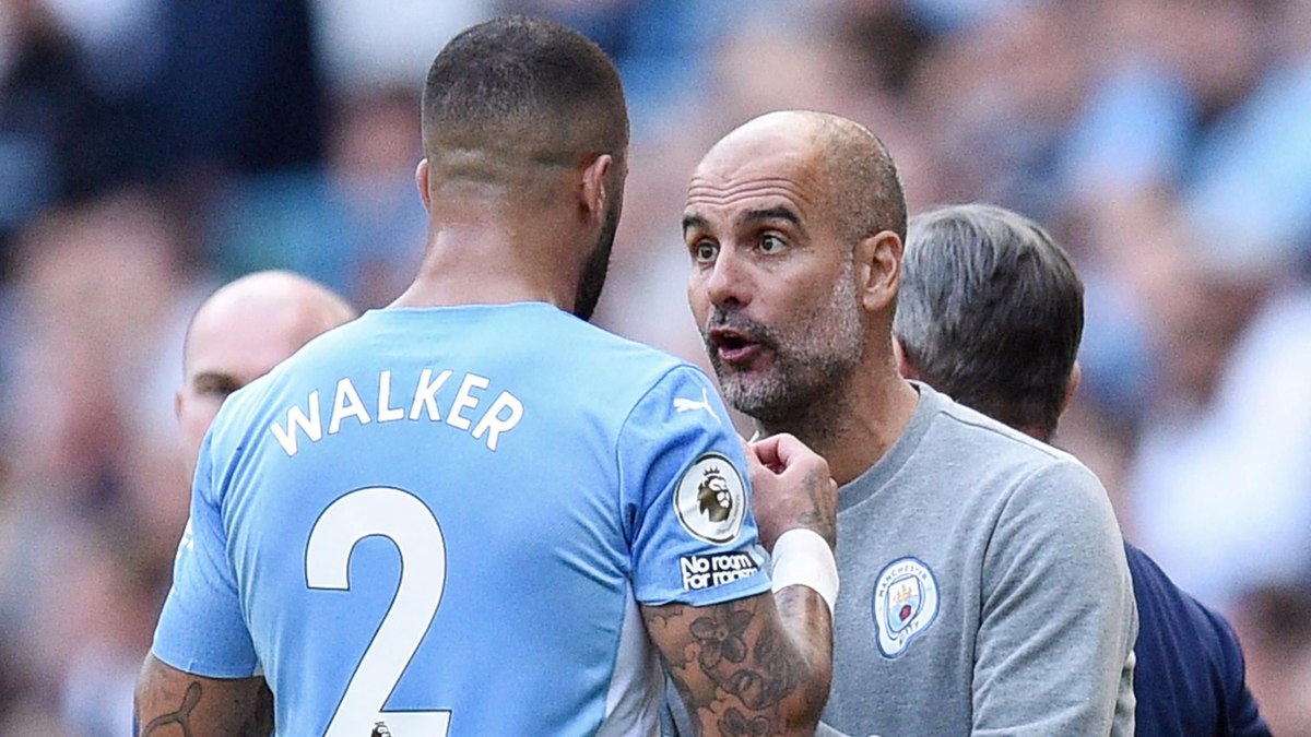 Walker falou sobre opinião de Guardiola sobre esquema tático no Manchester City