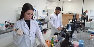 Canudo poderá detectar metanol em bebidas adulteradas