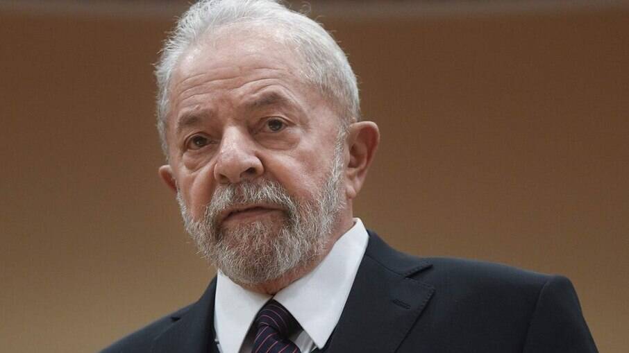  Luiz Inácio Lula da Silva, mais conhecido como Lula (PT)