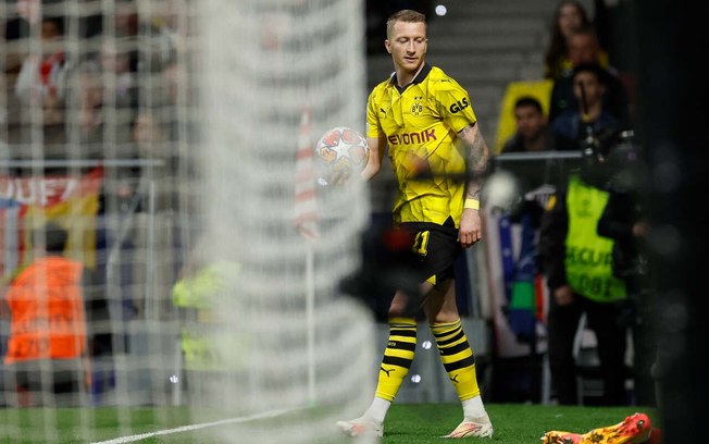 Reus tem 424 jogos pelo Dortmund, com 168 gols marcados