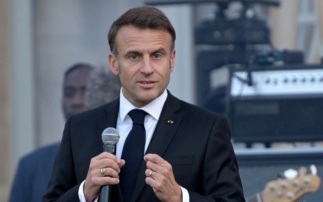 O presidente francês Emmanuel Macron convocou eleições legislativas antecipadas para 30 de junho e 7 de julho