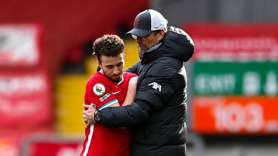Diogo Jota e Klopp trabalharam juntos no Liverpool