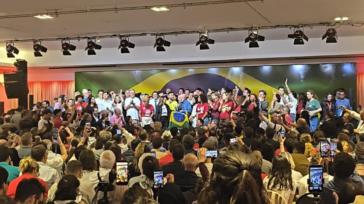 %20Elei%C3%A7%C3%A3o%20foi%20a%20derrota%20do%20negacionismo%20e%20da%20mentira%20%2C%20diz%20Lula