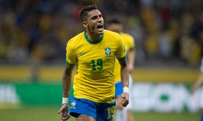 United oferece atacante em troca de Raphinha, do Barcelona