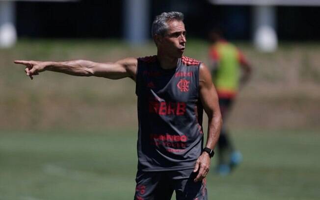 Após período de testes, Flamengo encara o Vasco em momento de validação de titulares de Paulo Sousa