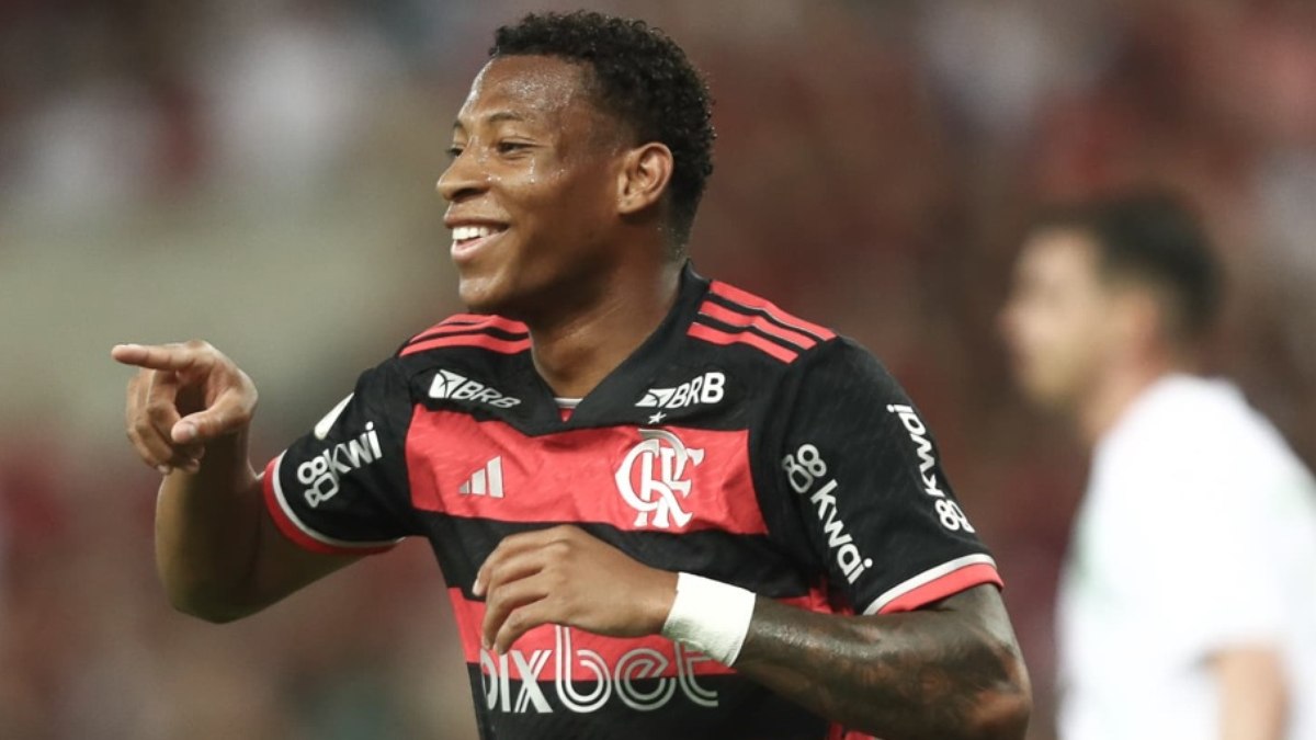 Mercado Aquecido: Dínamo de Moscou Avança por Gonzalo Plata, Mas Acordo com o Flamengo Não Está Fechado