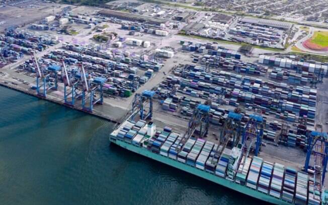 Movimentação no Porto de Santos sobe 20% em 2021
