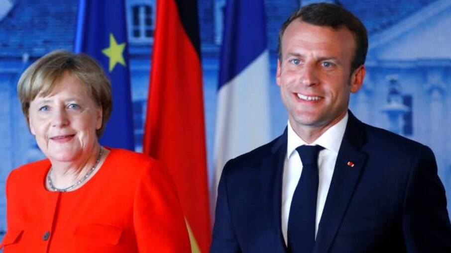 A chanceler alemã Angela Merkel e o presidente francês Emmanuel Macron