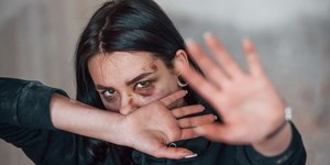 O que é a Lei Maria da Penha e como ela protege as mulheres