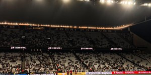 Corinthians negocia solução para dívida da Arena com a Caixa