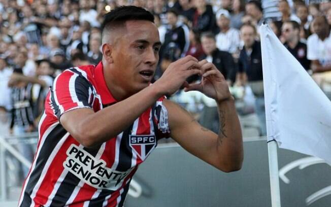 Meia Cueva é uma das esperanças de gols do São Paulo no clássico