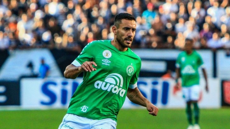 Chapecoense encaminha retorno de Alan Ruschel