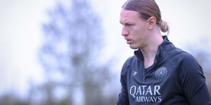 Quem é o goleiro russo herói do PSG no Mundial?