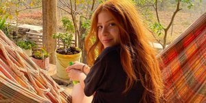Influenciadora Laura Sabino revela que foi esfaqueada pelo irmão