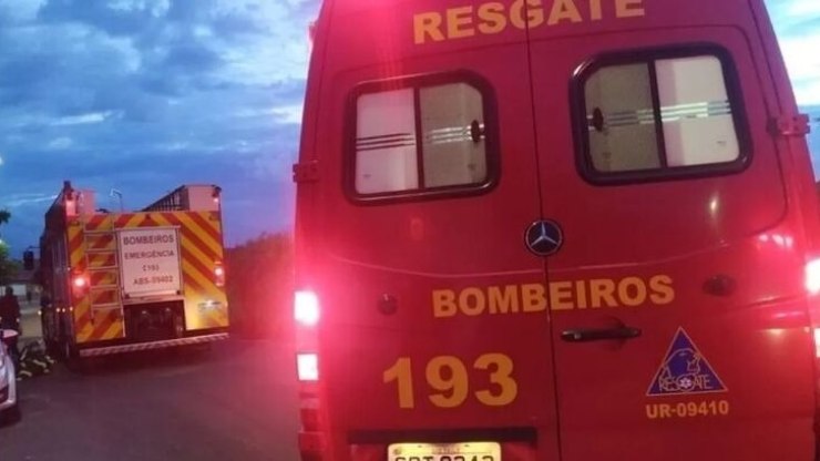 Cinco pessoas ficam feridas em acidente na Washington Luís, em São Carlos