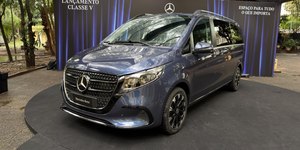 Mercedes-Benz Classe V chega ao Brasil por R$ 729.900